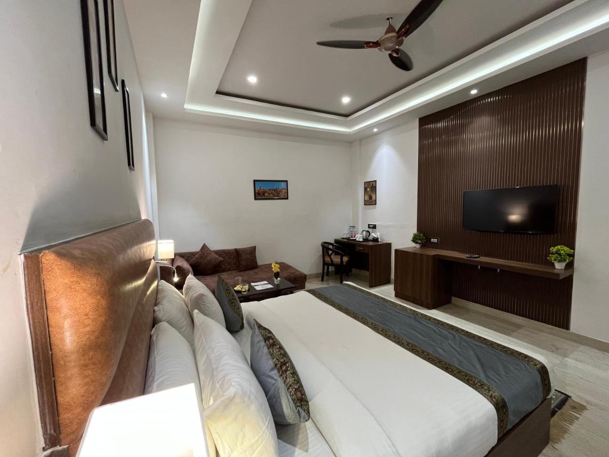 Hotel Kalawati Palace فاراناسي المظهر الخارجي الصورة