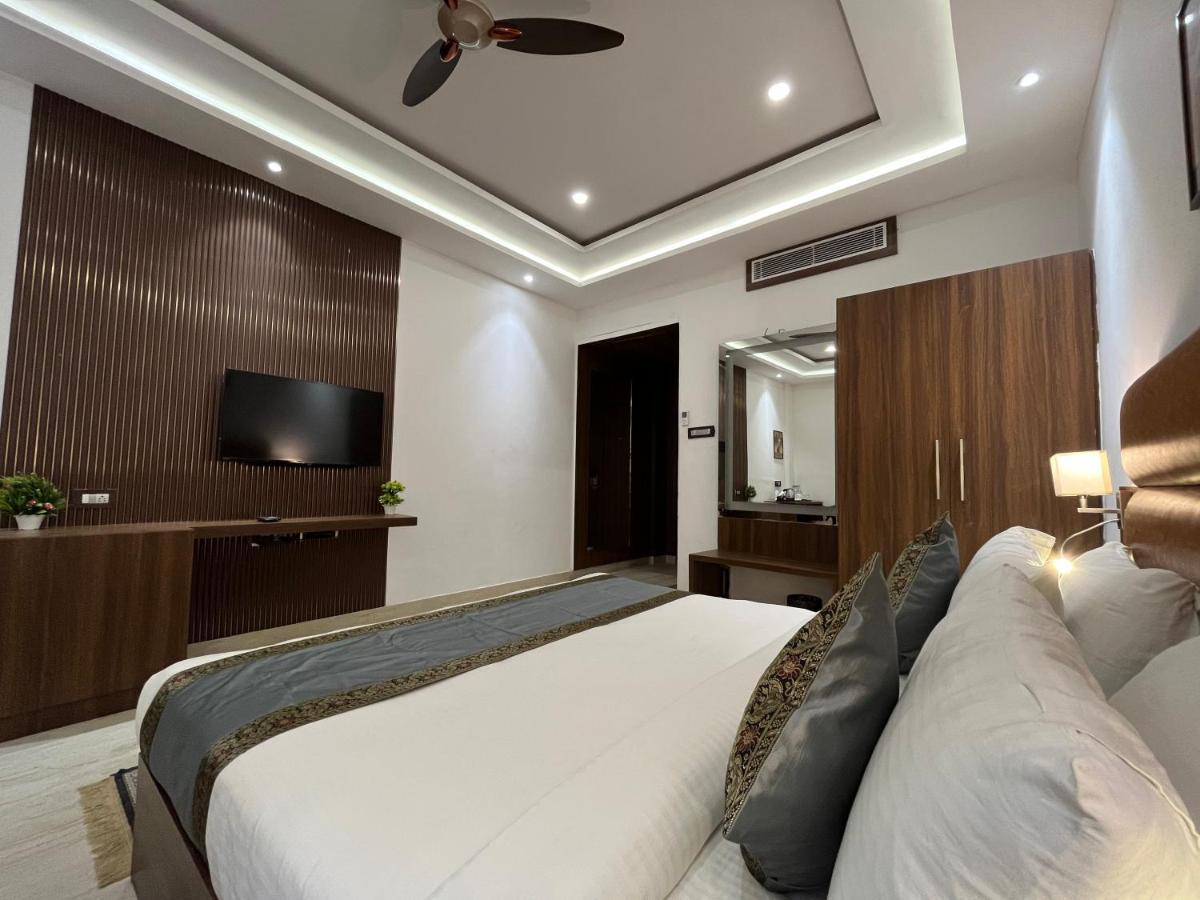 Hotel Kalawati Palace فاراناسي المظهر الخارجي الصورة